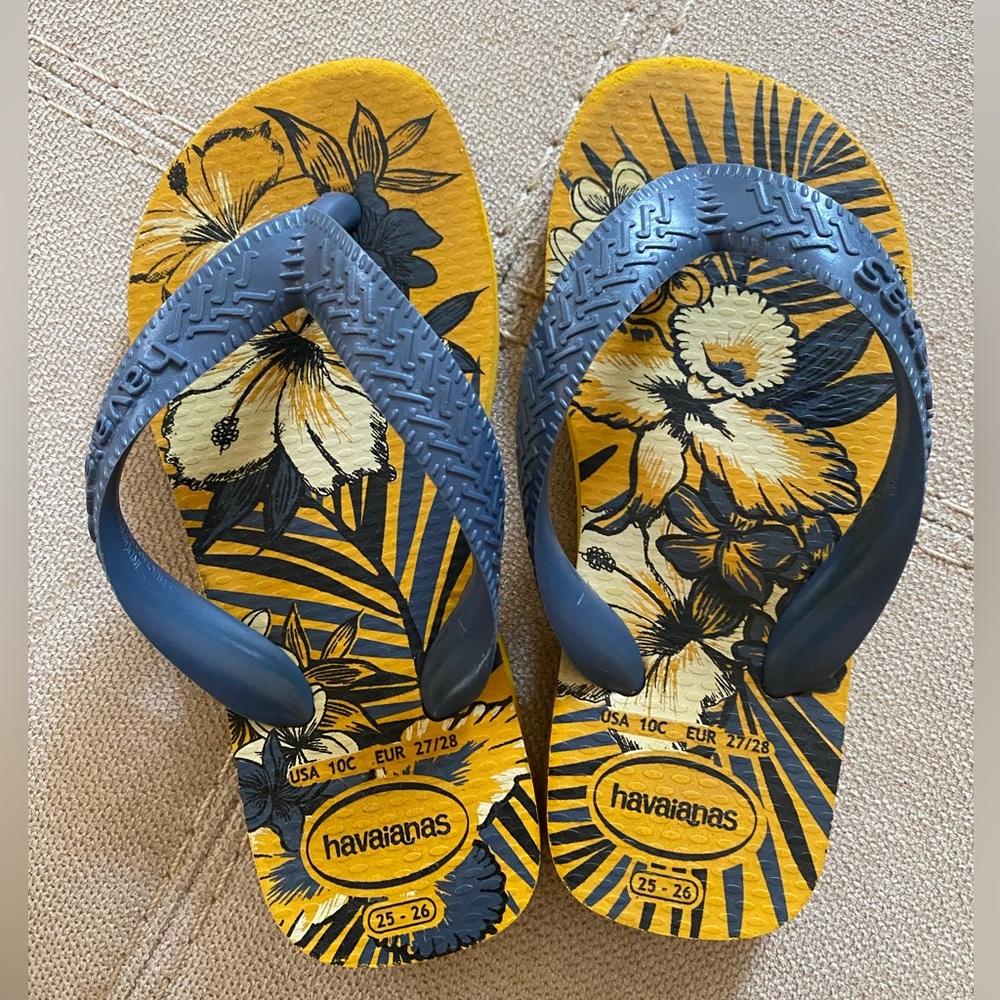 Havaianas Blue and Yellow Floral Sandals for kids